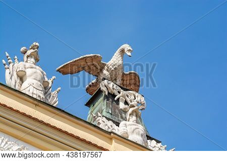 Poznan, Poland - August 09, 2021. Statues On The Roof Of Kornicka Library - Biblioteka Kornicka In P