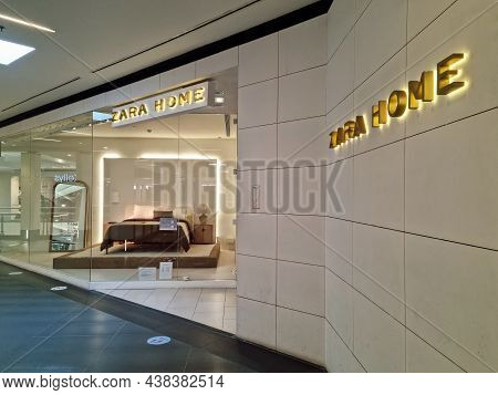 Thessaloniki, Greece - October 31 2021: Zara Home Retailer Store Exterior With Logo. Spanish Accesso