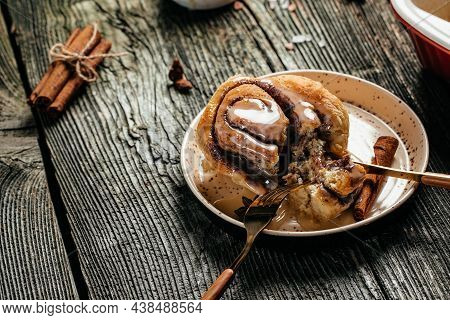 Homemade Cinnamon Rolls. Cinnamon Sinnabon Bun. Banner, Menu, Recipe Place For Text, Top View.