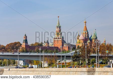 Moscow, Russia - October 15, 2021:  View Of The Voskhod Restaurant, The Towers Of The Moscow Kremlin