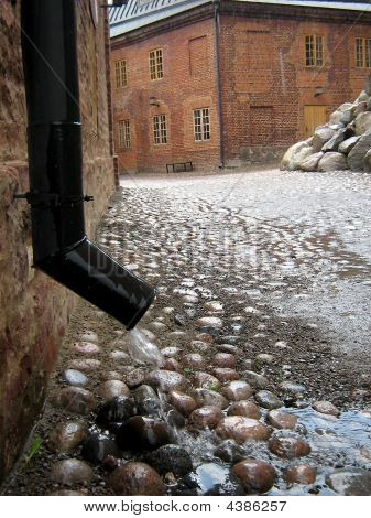 Regn i den gamle by