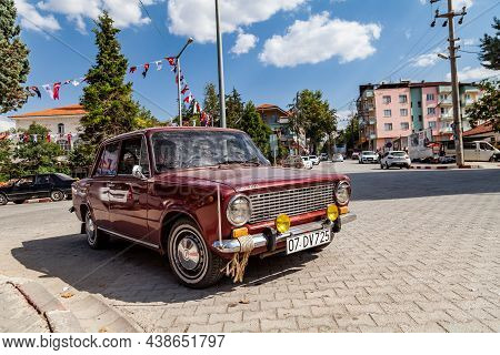 Kemer, Turkey - 08. 25. 2021: Old, Red Colored Classical Car Made By Fiat And Tofas In Turkey Named 
