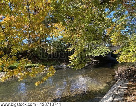 An Early Autumn Landscape Along The Glatt River And Its Embankment In The City Of Zürich (zuerich Or