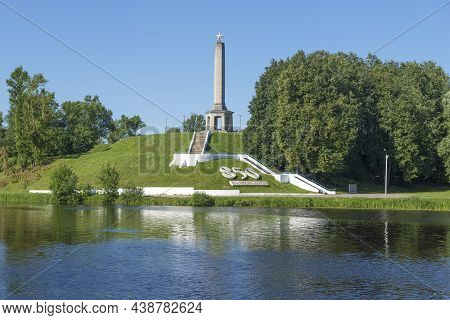 Velikie Luki, Russia - July 04, 2021: Obelisk Of Glory On A Sunny July Day