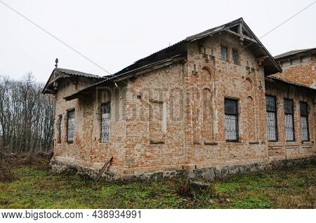 Old Abandoned Mansion In Vinnytska Region Ukraine