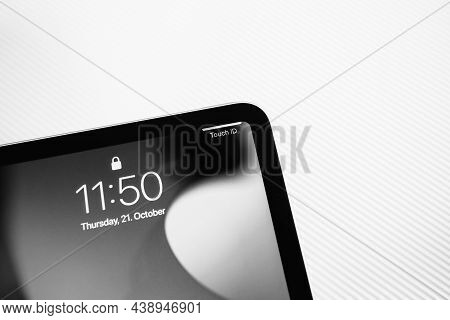 Paris, France - Oct 21, 2021: Black And White Close-up Macroview Of Touchid Message On Retina Displa