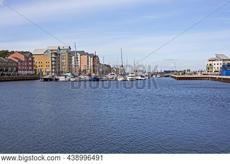 Portishead, Uk - April 29, 2009: Portishead Quays Marina