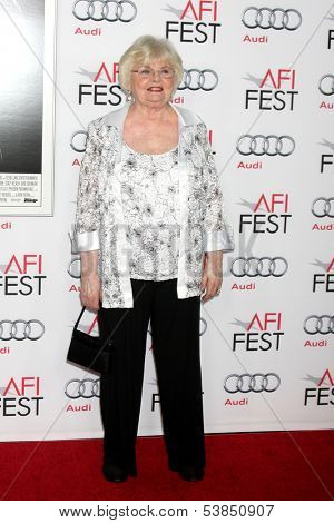 LOS ANGELES - NOV 11:  June Squibb at the 