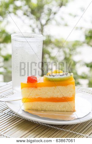 Orange Cake And Slice Kiwi Fruit