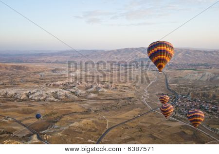 Ballonger över Cappadocia