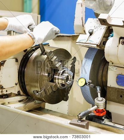 Setup And Measuring Grinding Part