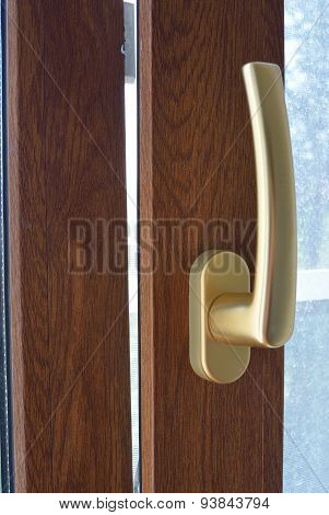 Window Handle Tilt