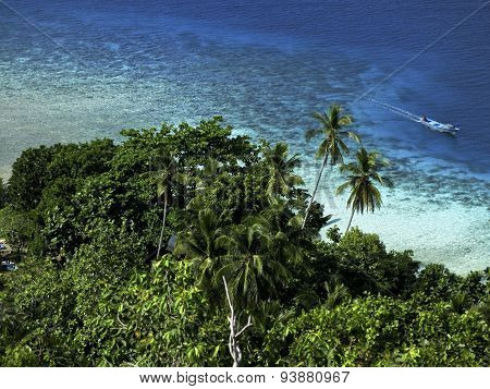 guraici archipelago, Halmahera, Maluku, Indonesia