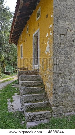 An old historic but now abandoned building in the north east Italian hill village of Pedrosa.