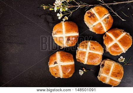hot cross buns