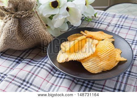 Potato, Ribbed, Delicious, Snack, Crunchy, Chip, Crisp, Spicy, Food, Flake, Heap, Meal, Table, Crunc