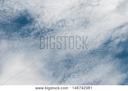 sky blue and white cloud background, day light