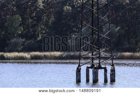 Power Tower elektroopora stands right in the river, safety
