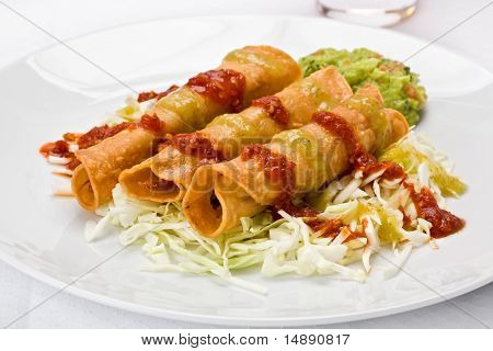 Tres Taquitoes