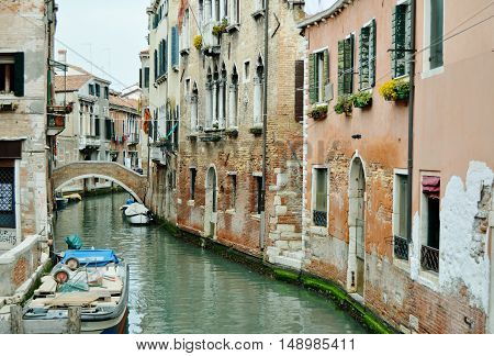 An amazing and incredible street in Venice