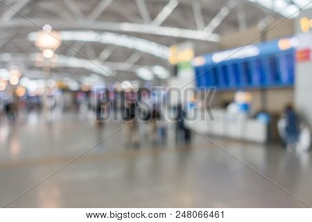 Abstrast Blurred background : airport departure terminal area