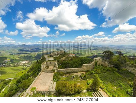 Picturesque Green Hilly Valley Near Enna City, Central Sicily, Italy. The Autostrada A19 From Catani