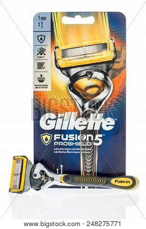 Winneconne, Wi - 4 July 2018: A Package Of Gillette Fusion Proshield 5 Shaving Razor On An Isolated 