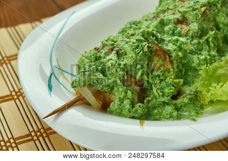 Haryali Chaap ,hariyali Chicken Tikka ,  Dish Is Popular In North India ,