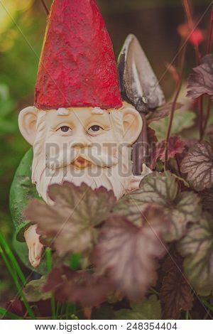 Cute Little Gnome Garden Model, Summer Decorative Statue, Outdoor Sculpture, Fantasy Figure In Grass