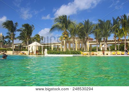 Mexico, The Salt Pool Of The Hotel Iberostar Grand Paraiso, 12/07/2015