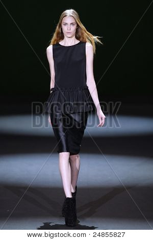 Christian Siriano - bane - efterår/vinter 2011 kollektion - New York FashionWeek