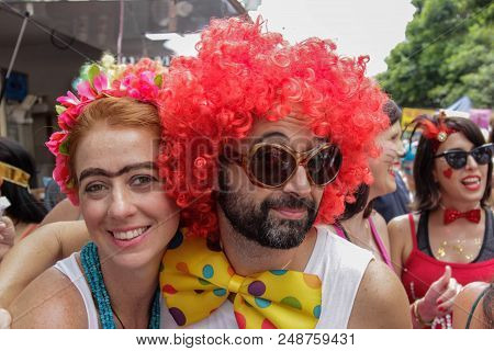 Sao Paulo, Brazil - February 3, 2018: An Unidentified Group Of Happy Brazilian People Celebrating Ca