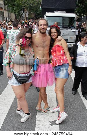 Sao Paulo, Brazil - February 3, 2018: An Unidentified Group Of Happy Brazilian People Celebrating Ca