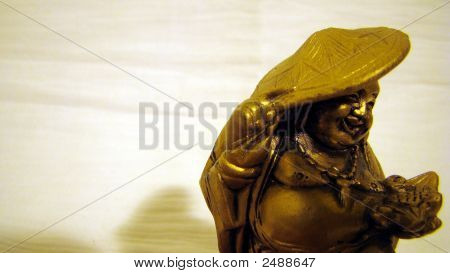 Kulta tanssi Buddha hattu