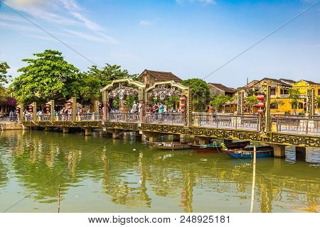 Hoi An, Vietnam - June 8, 2018: Cau An Hoi Bridge In Hoi An, Vietnam In A Summer Day
