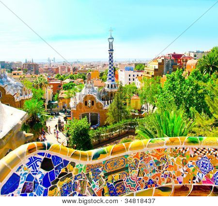Il famoso Parco Guell a Barcellona, Spagna.