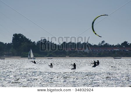 ผู้เข้าร่วมชิงแชมป์แห่งชาติ Kitesurf โปรตุเกส 2012