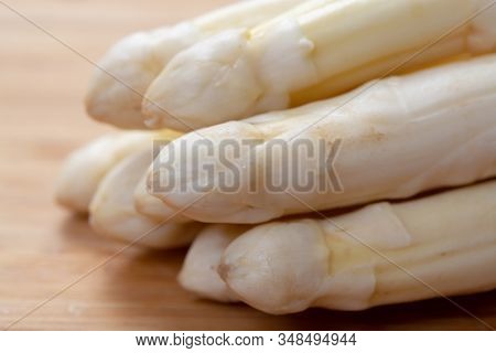 New Harvest Of White Asparagus Vegetable In Spring Season , Washed White Asparagus Ready To Cook Clo