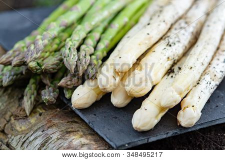 New Harvest Of White Asparagus Vegetable In Spring Season , Washed White Asparagus Ready To Cook Clo