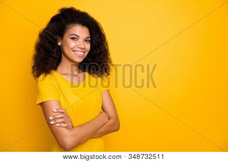 Close-up Profile Side View Portrait Of Her She Nice Attractive Lovely Content Cheerful Cheery Wavy-h