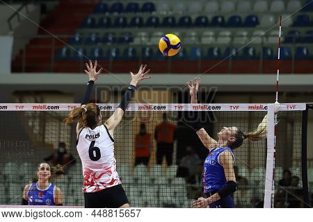 Istanbul, Turkey - September 09, 2021: Turkish Airlines Vs Aydin Buyuksehir Belediyespor Sultans Lea