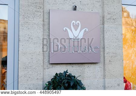 Bordeaux , Aquitaine  France - 02 02 2022 : Petrusse Sign And Logo Text On Facade Shop Entrance For 