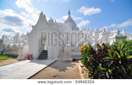 White Pagoda Of Hsinbyume (mya Thein Dan Pagoda ) Paya Temple