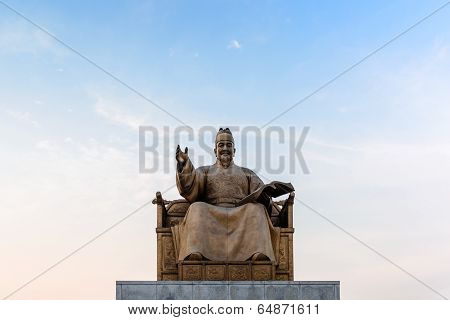 Statue of King Sejong
