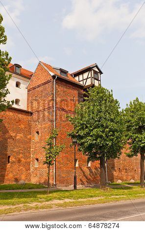 Zuraw Crane Tower (xiii C.) Of Torun Town, Poland