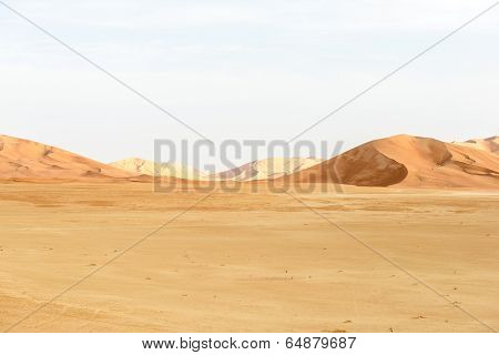 Sand Dunes In Oman Desert (oman)