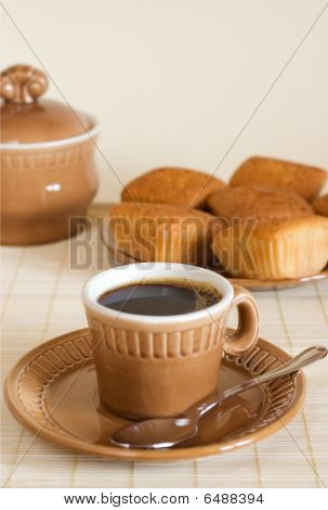 Káva s Fruitcakes.
