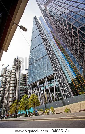 LONDON, UK - AUG 24, 2014: The Lloyds and Leadenhall buildings in the City of London.