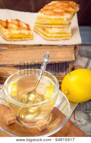 Lemon Pie With Tea