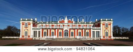 Kadriorg Palace